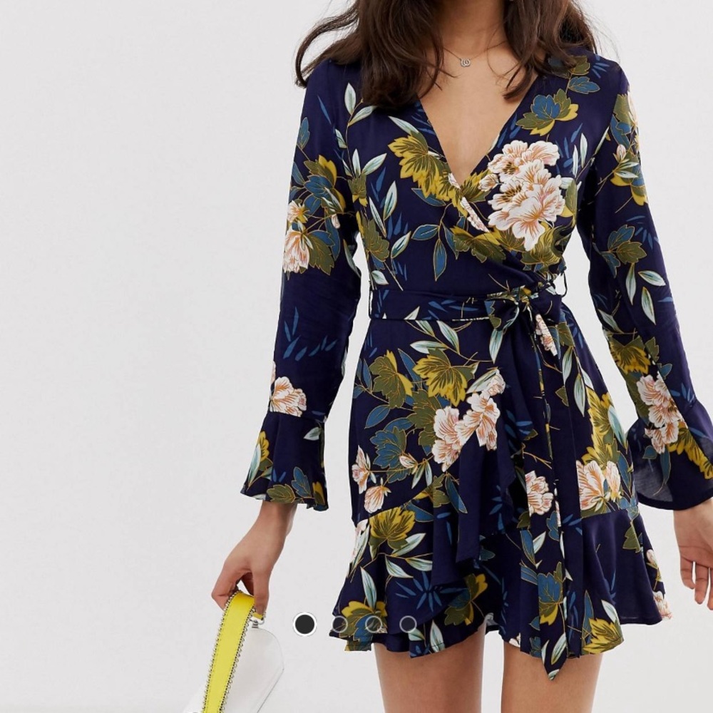 BRAND NEW Navy blue cross front dress
